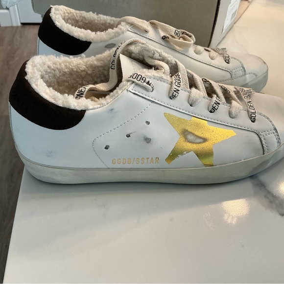 NEW in BOX Golden Goose Women's White and Gold Sneakers - Picture 13 of 16